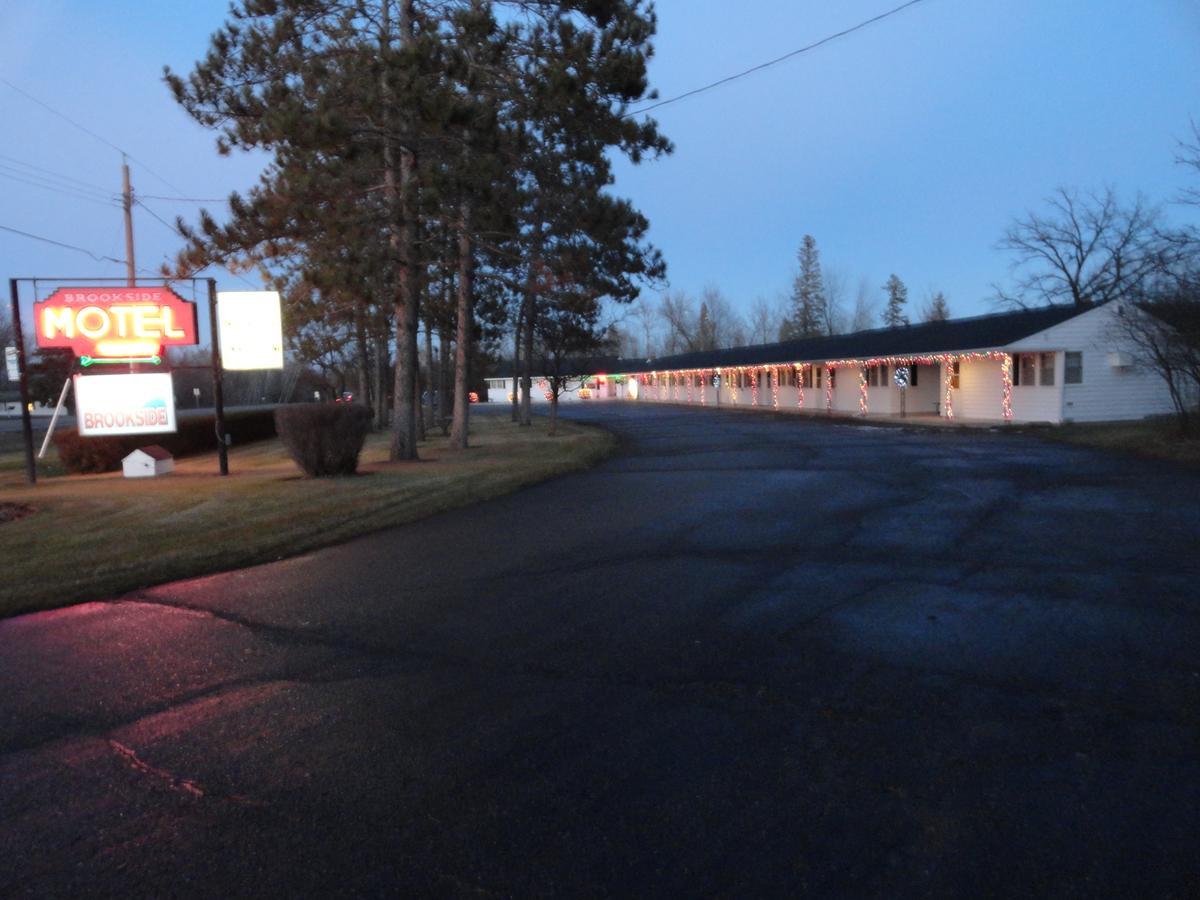 Brookside Motel Wadena 外观 照片