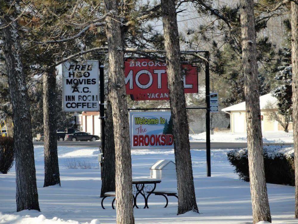 Brookside Motel Wadena 外观 照片