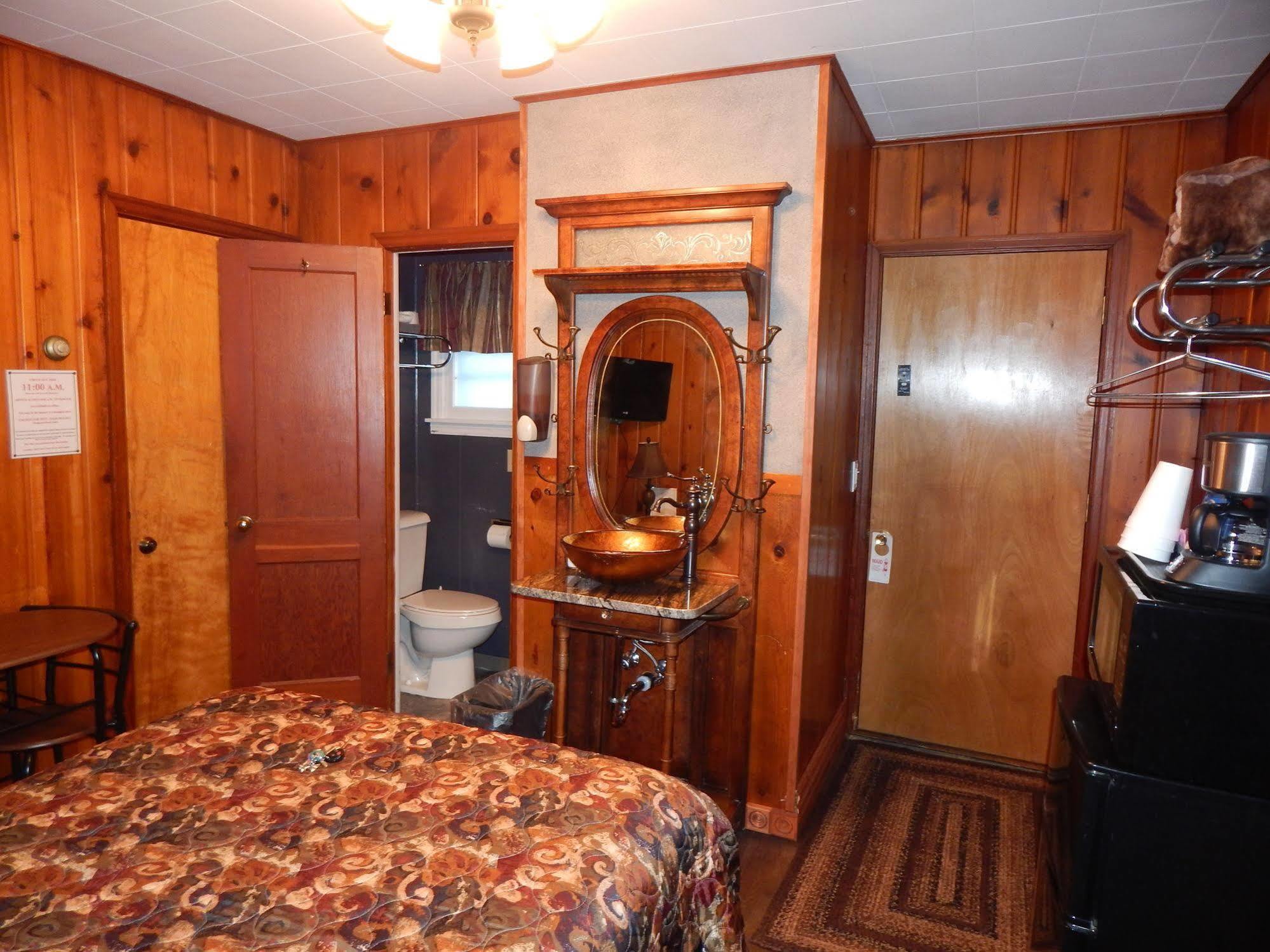 Brookside Motel Wadena 外观 照片